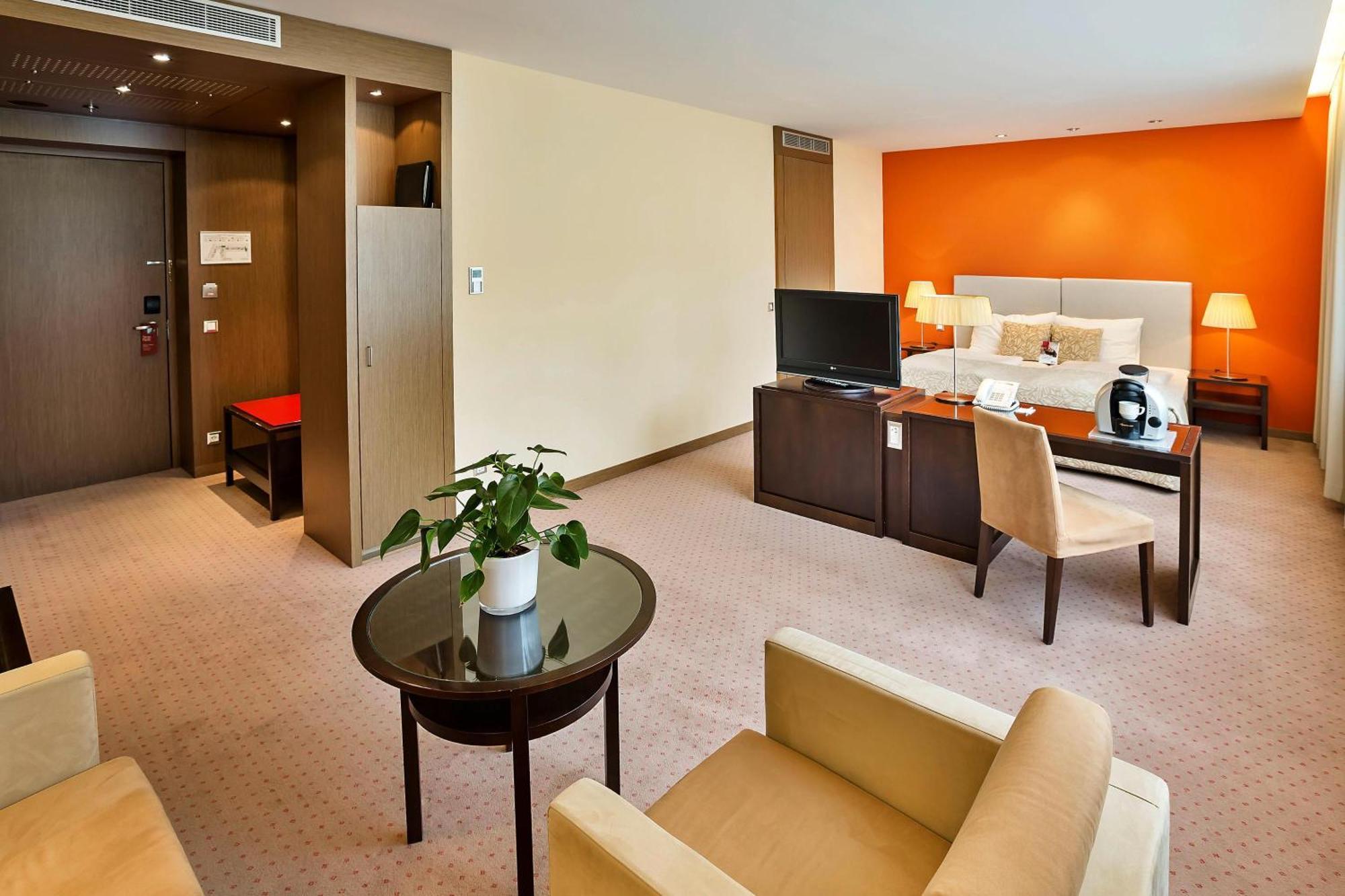 Austria Trend Hotel Savoyen Viena Exterior foto